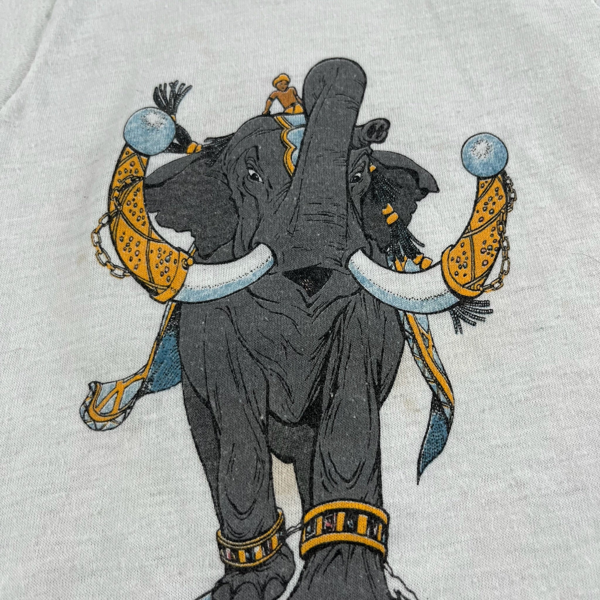 Vintage Ringling Brothers Barnum & Bailey 2T
