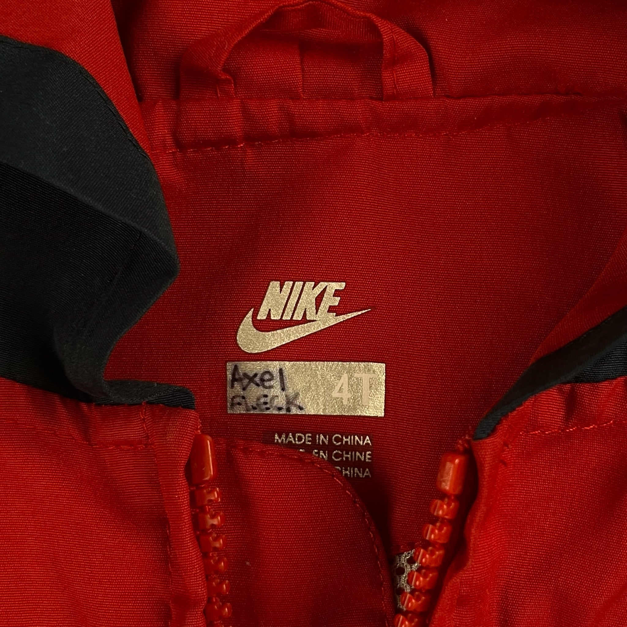 Nike Windbreaker 4T