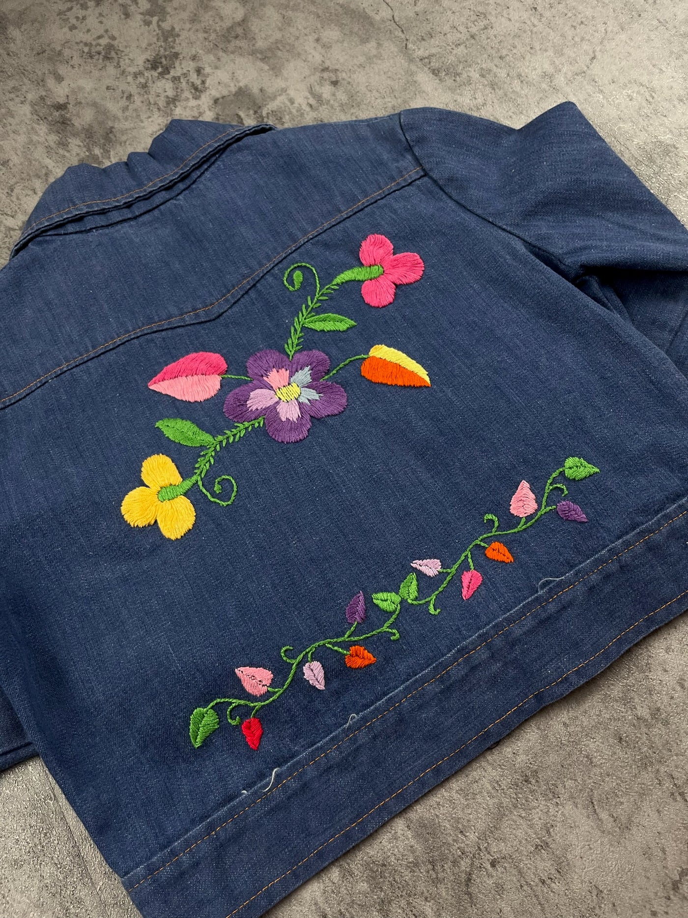 Vintage 70’s Embroidered Denim Jacket 2/3T