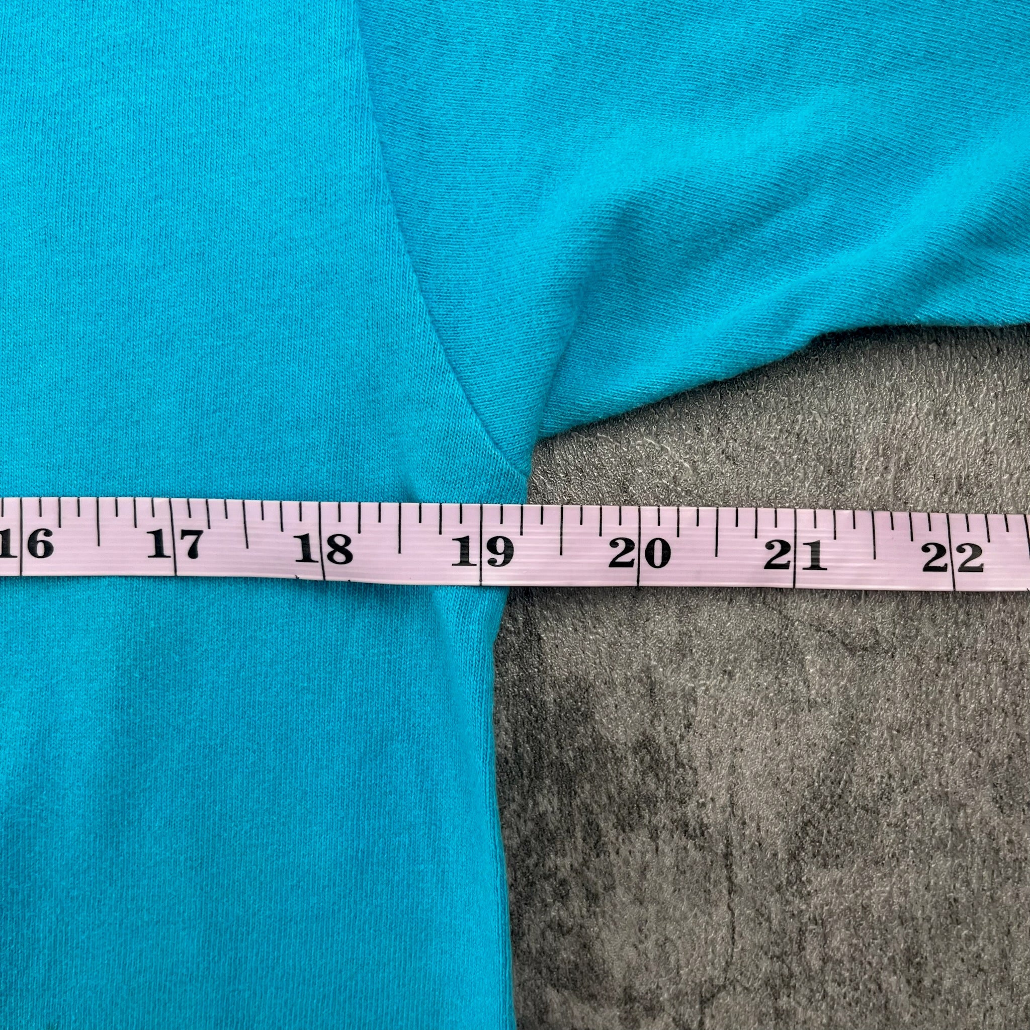 Vintage Winnie The Pooh Adult Medium