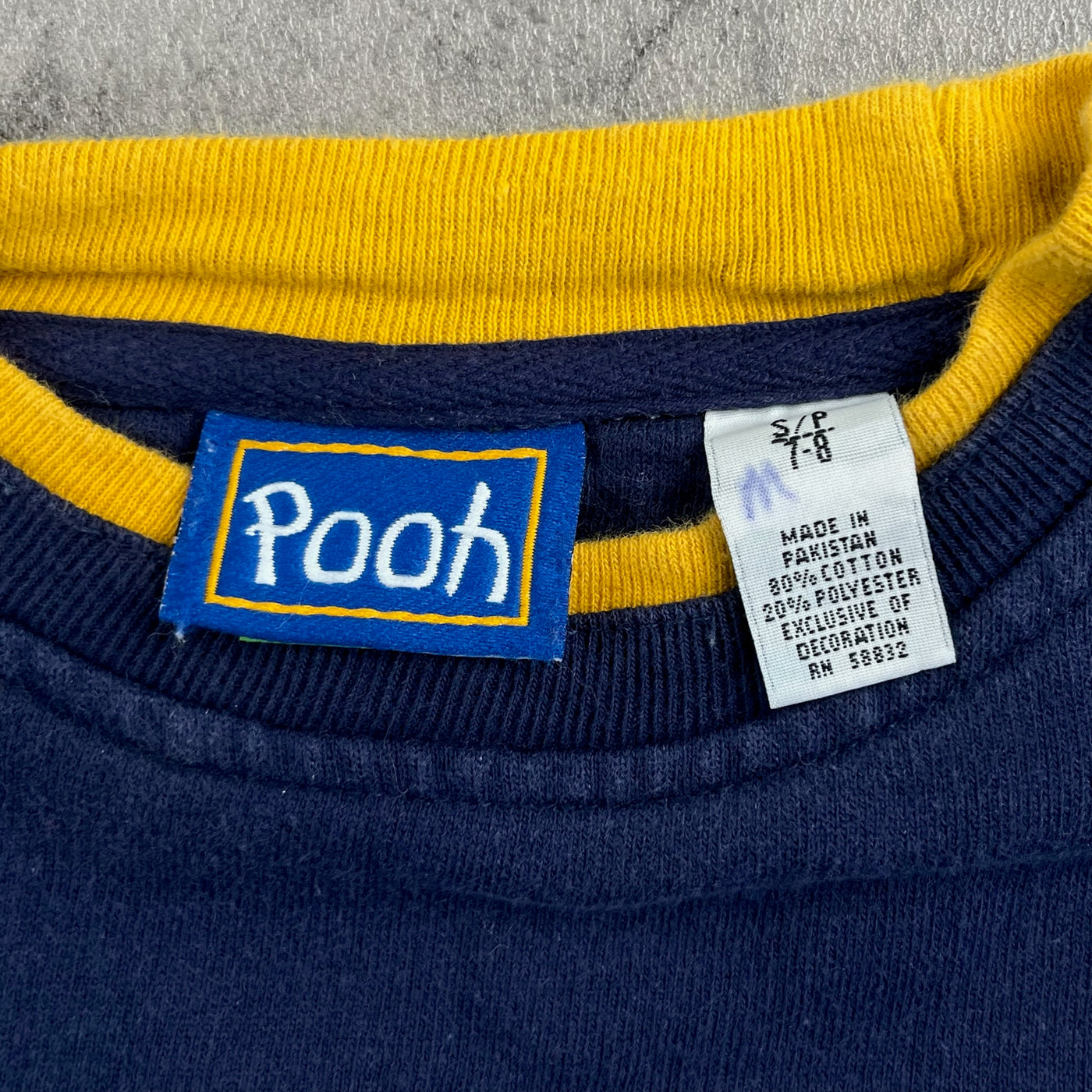 Vintage Winnie The Pooh Crewneck 6-8