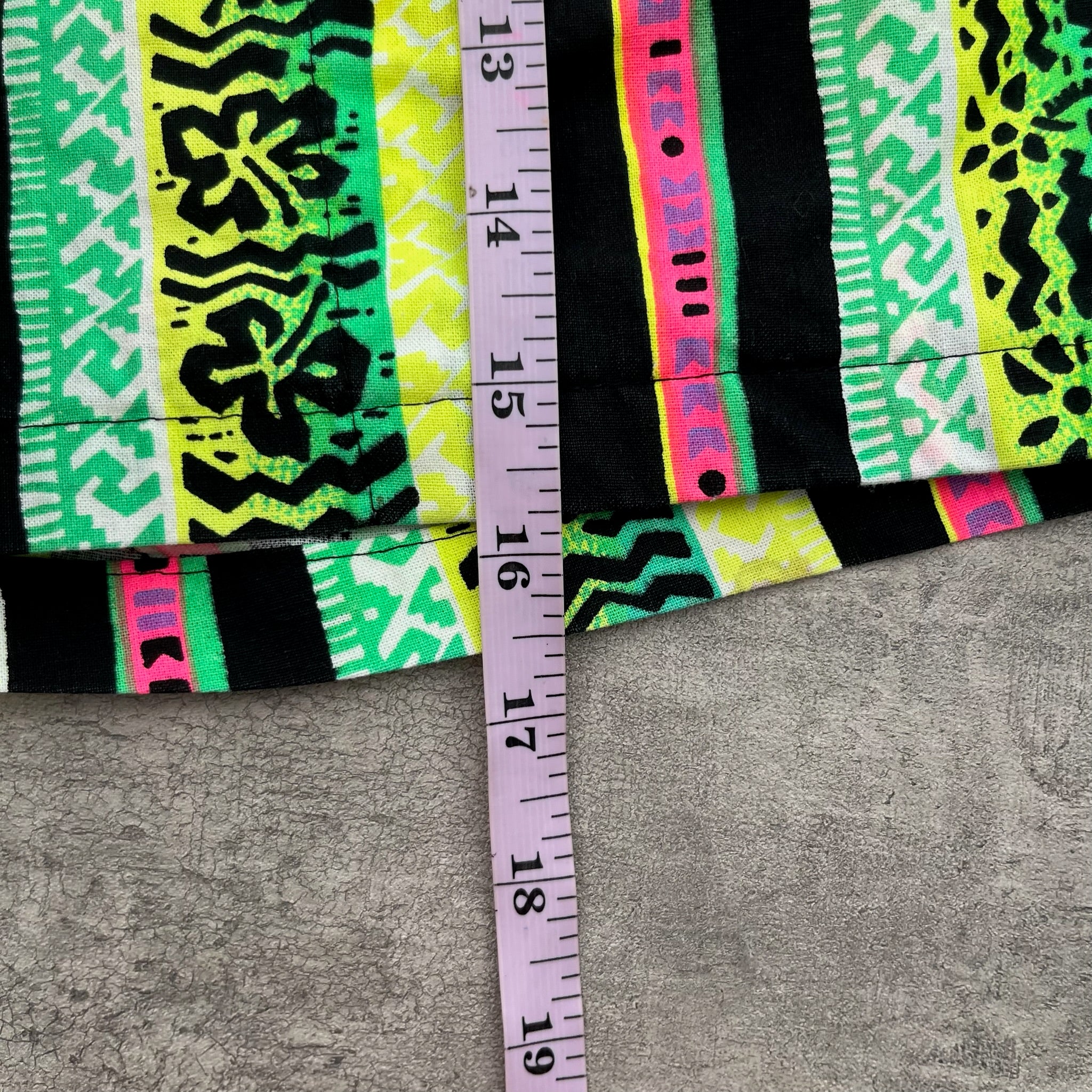 Vintage Neon Surf AOP Shorts Youth Medium