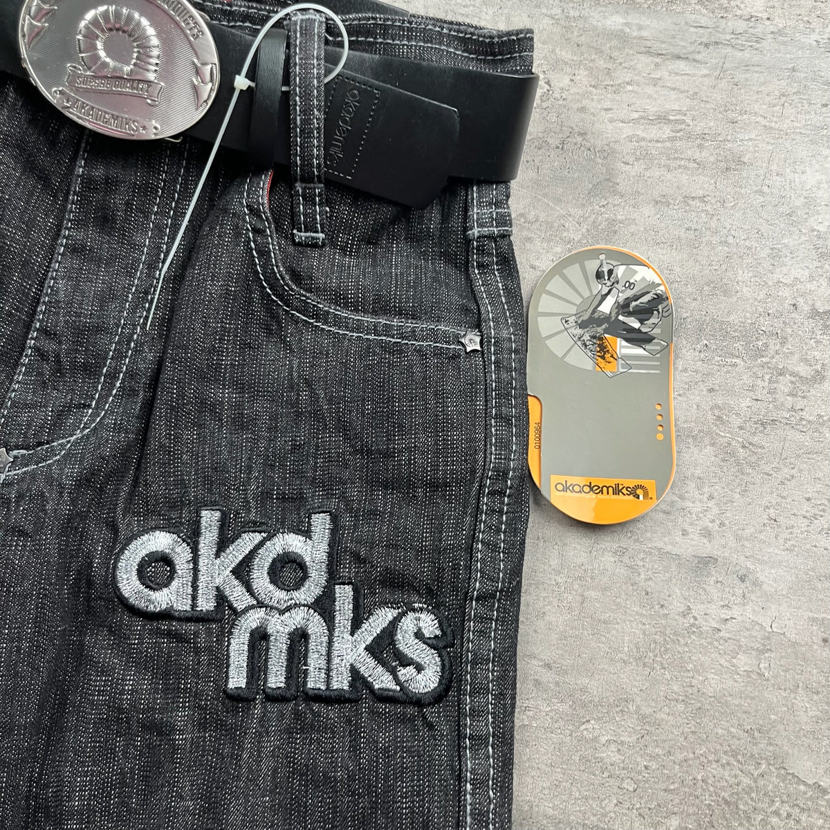 Y2K Akademiks Jeans 6x