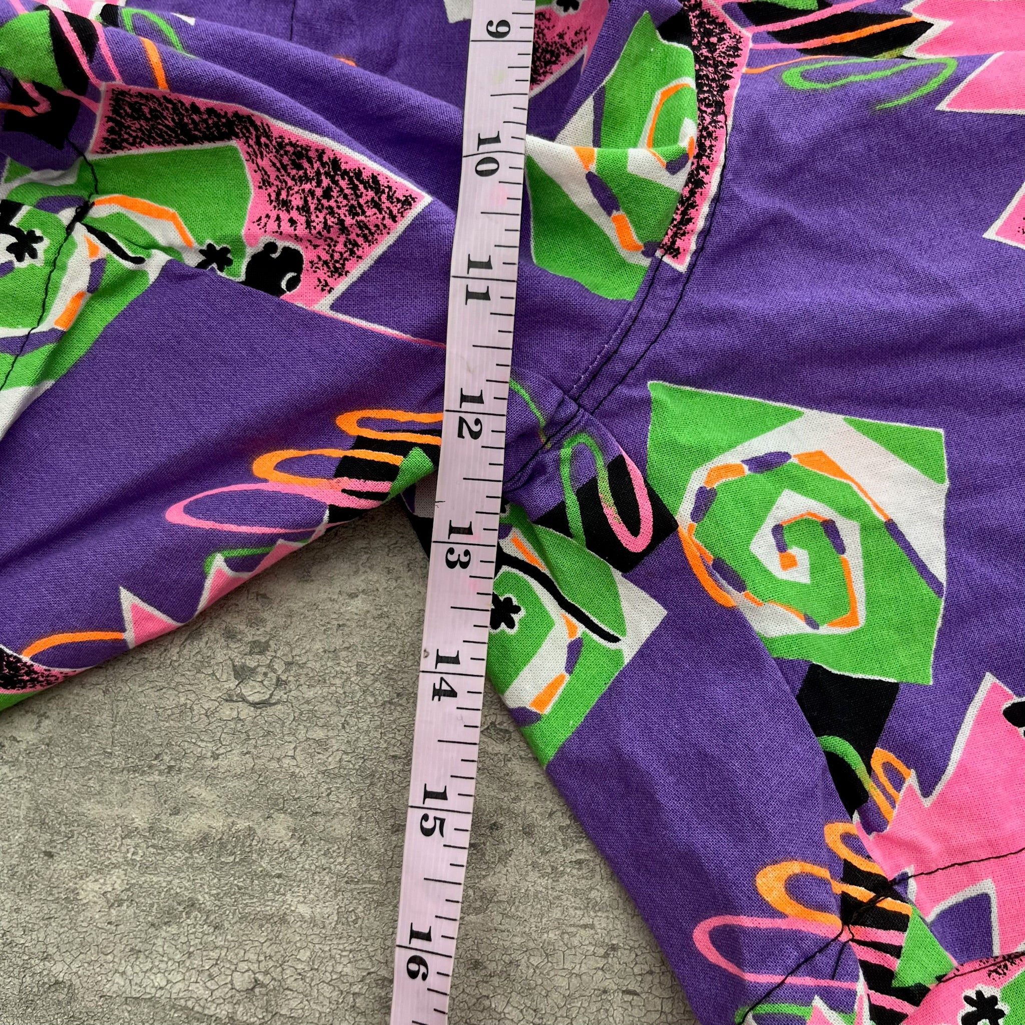 Vintage Surf Print Shorts Youth Large