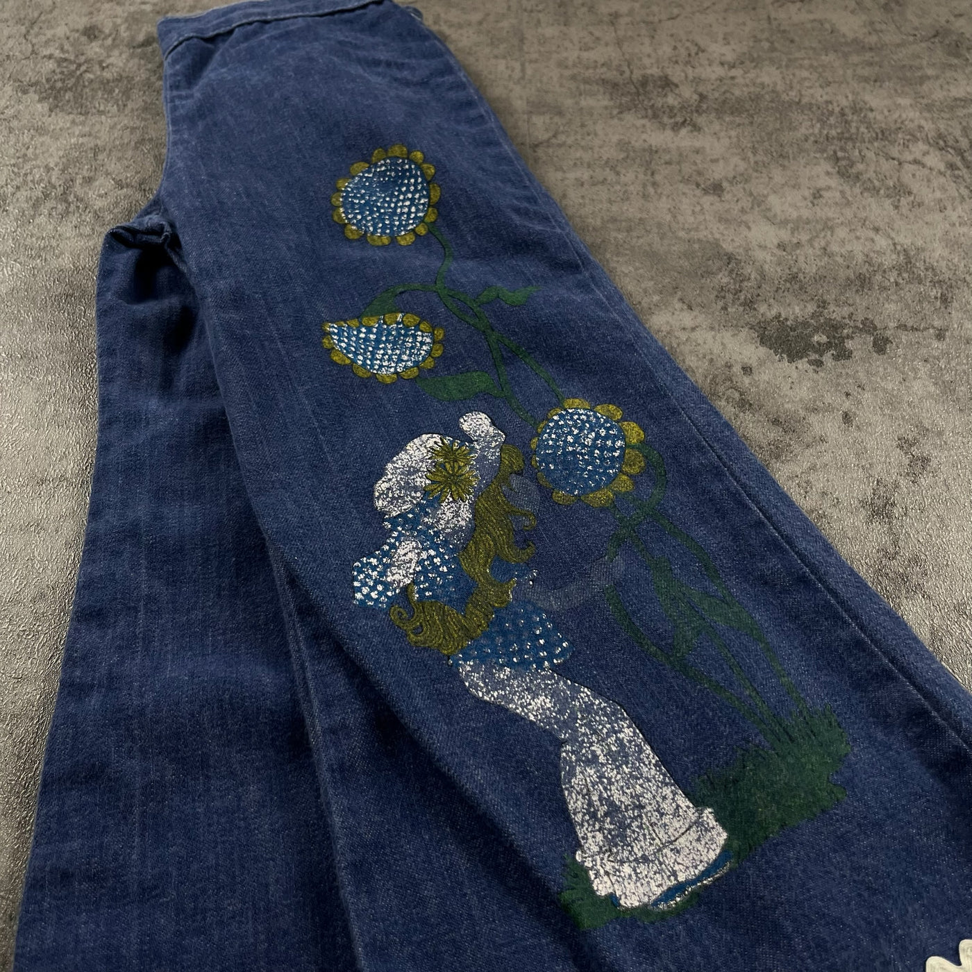 Vintage 70’s Flared Jeans W/ Hand Paint Design 5T