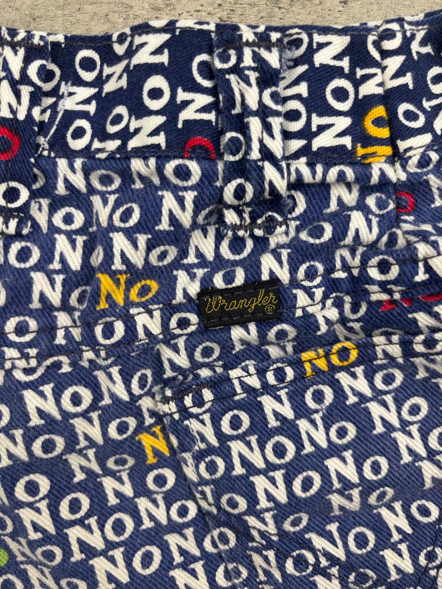 Vintage Wrangler AOP Shorts Youth M