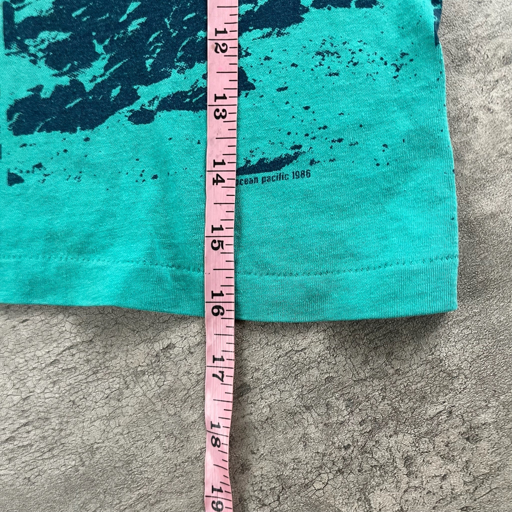 Vintage ‘86 AOP Ocean Pacific 4T