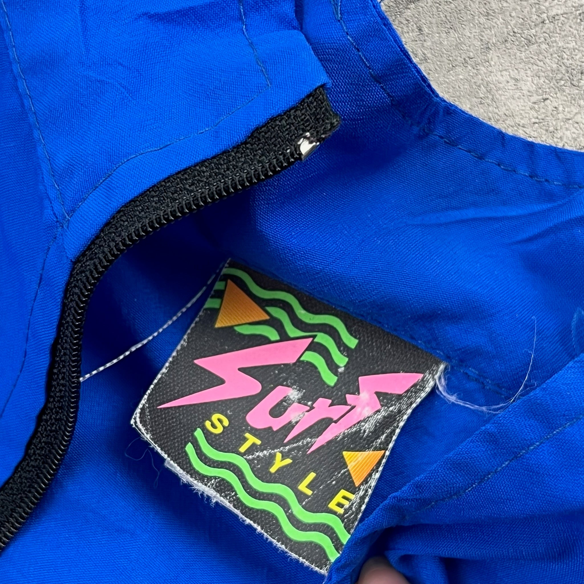 Vintage Surf Style Windbreaker 3T