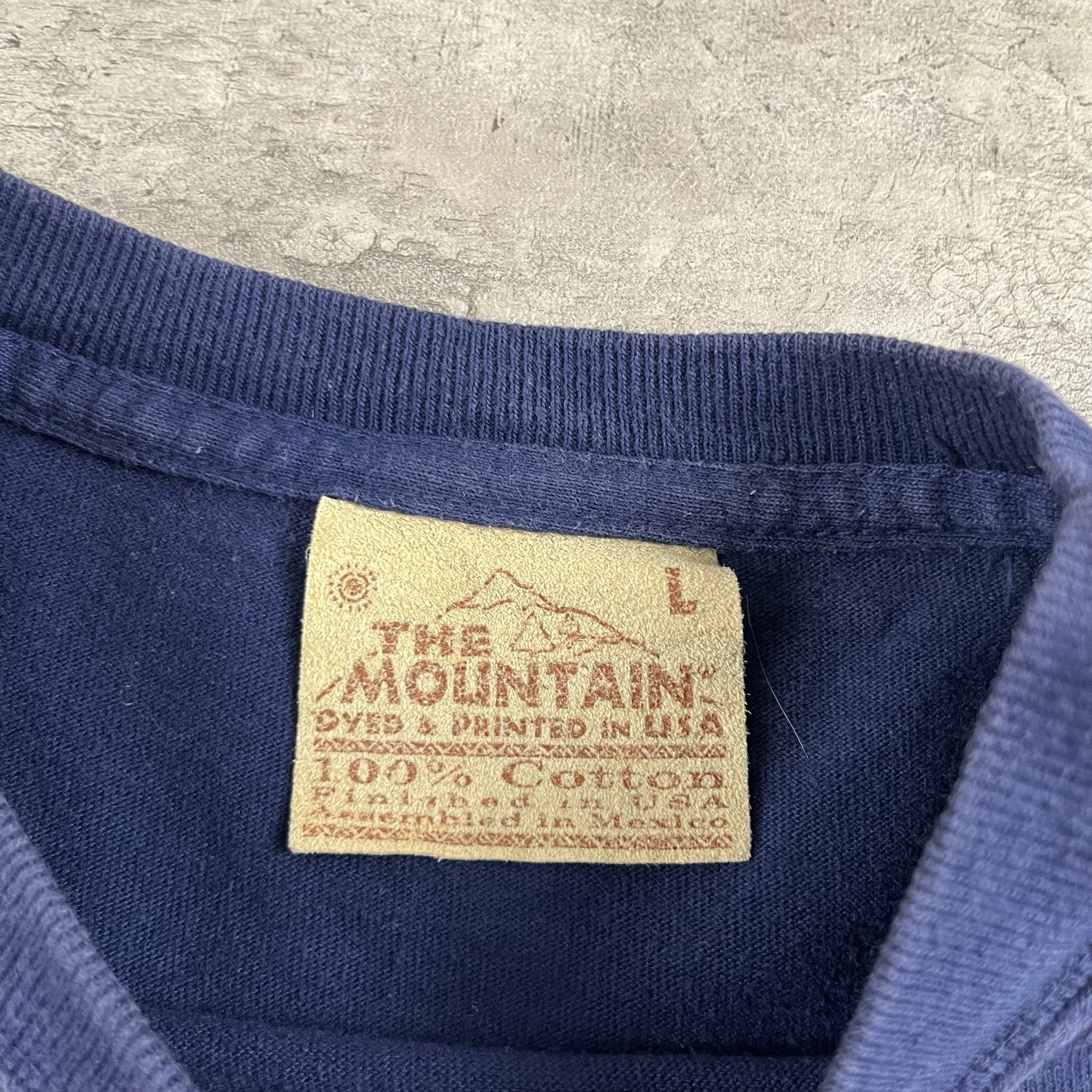 Vintage Mountain Horses Shirt Youth Medium