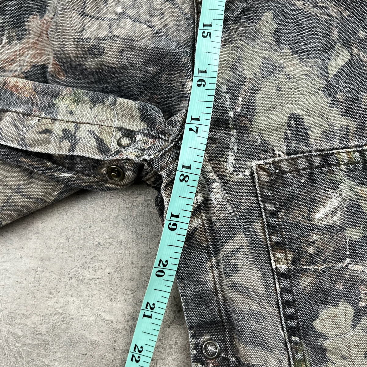 Vtg Carhartt Camo Overalls 24M