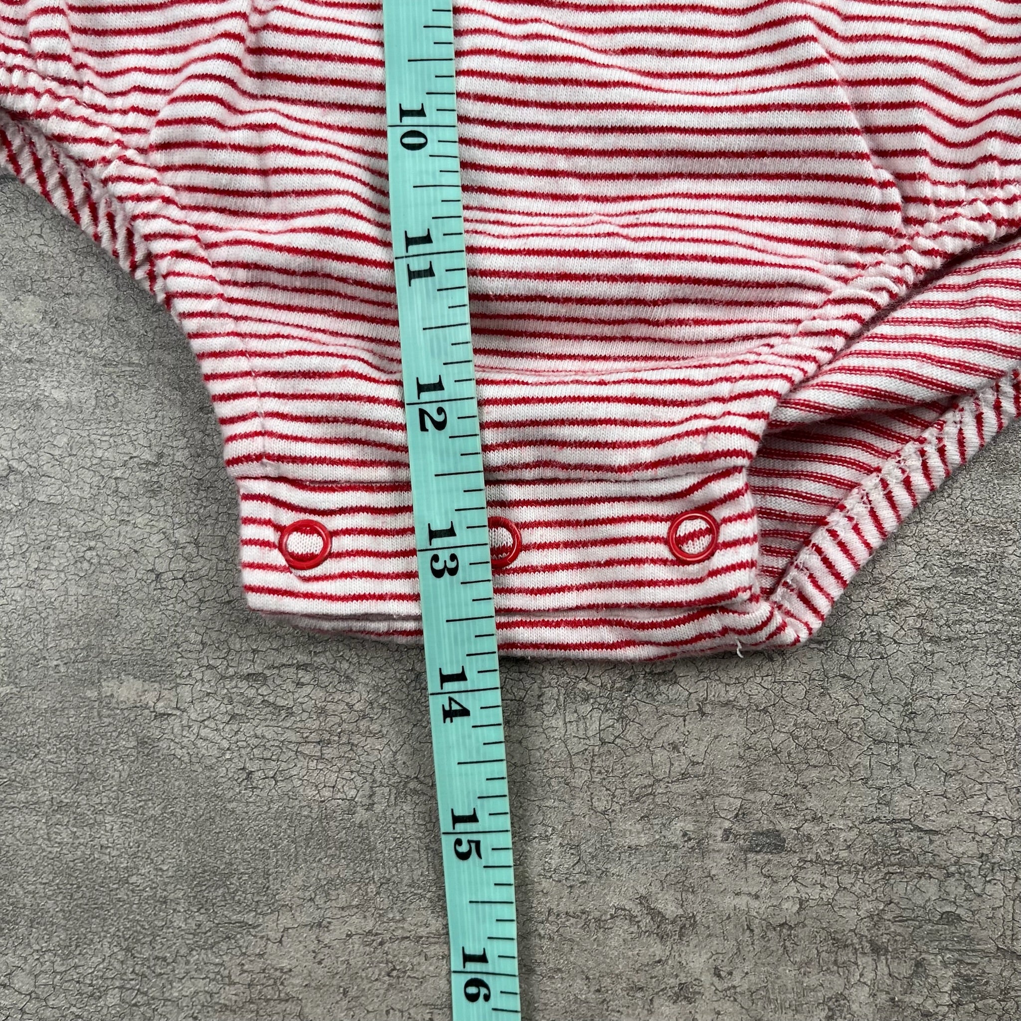 Vintage Baby Looney Tunes Onesie 6-9 Mo