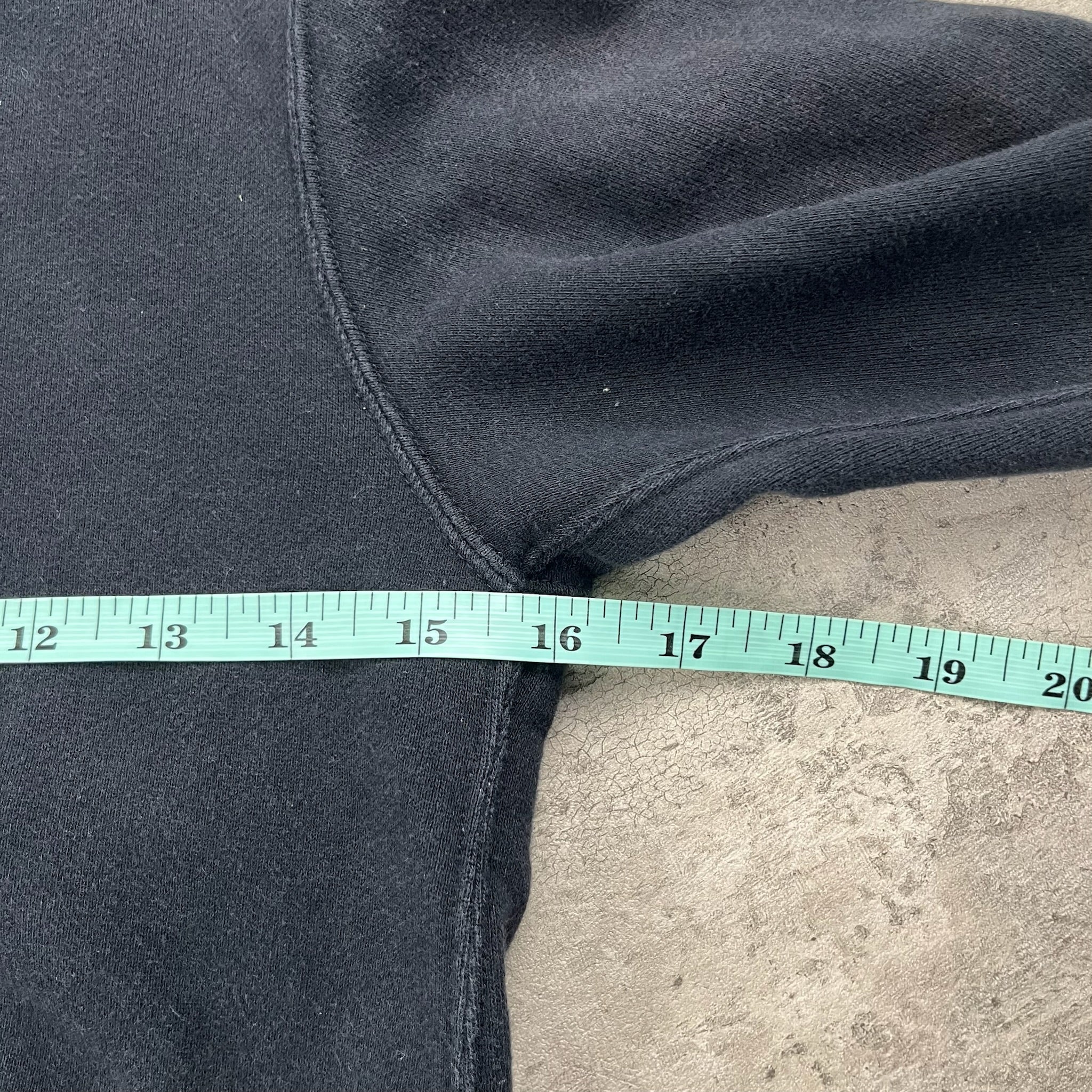 Uniqlo X Kaws Sweater 4T