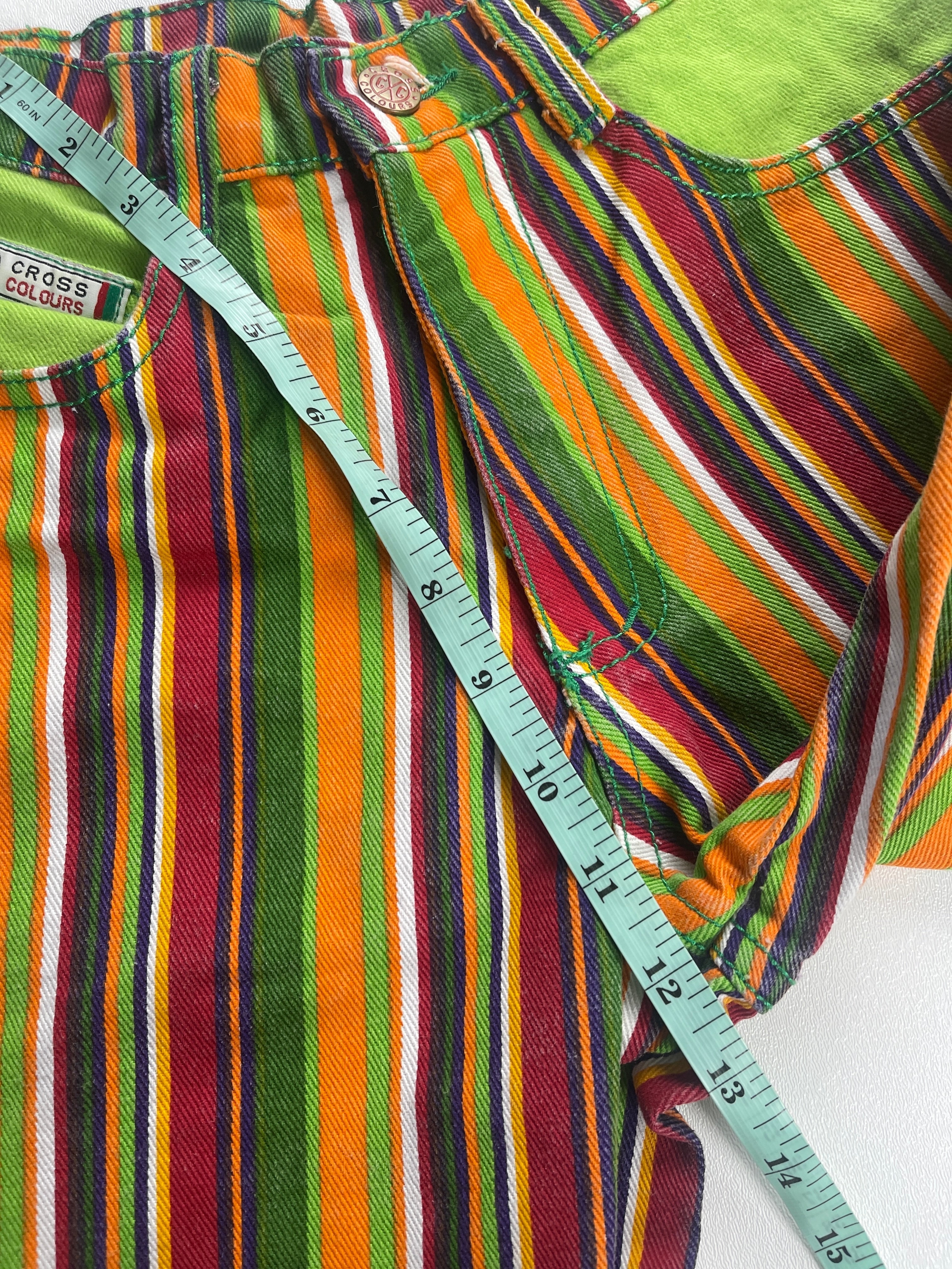 Vintage 90’s Cross Colours Denim Shorts Youth XL/ Adult XS