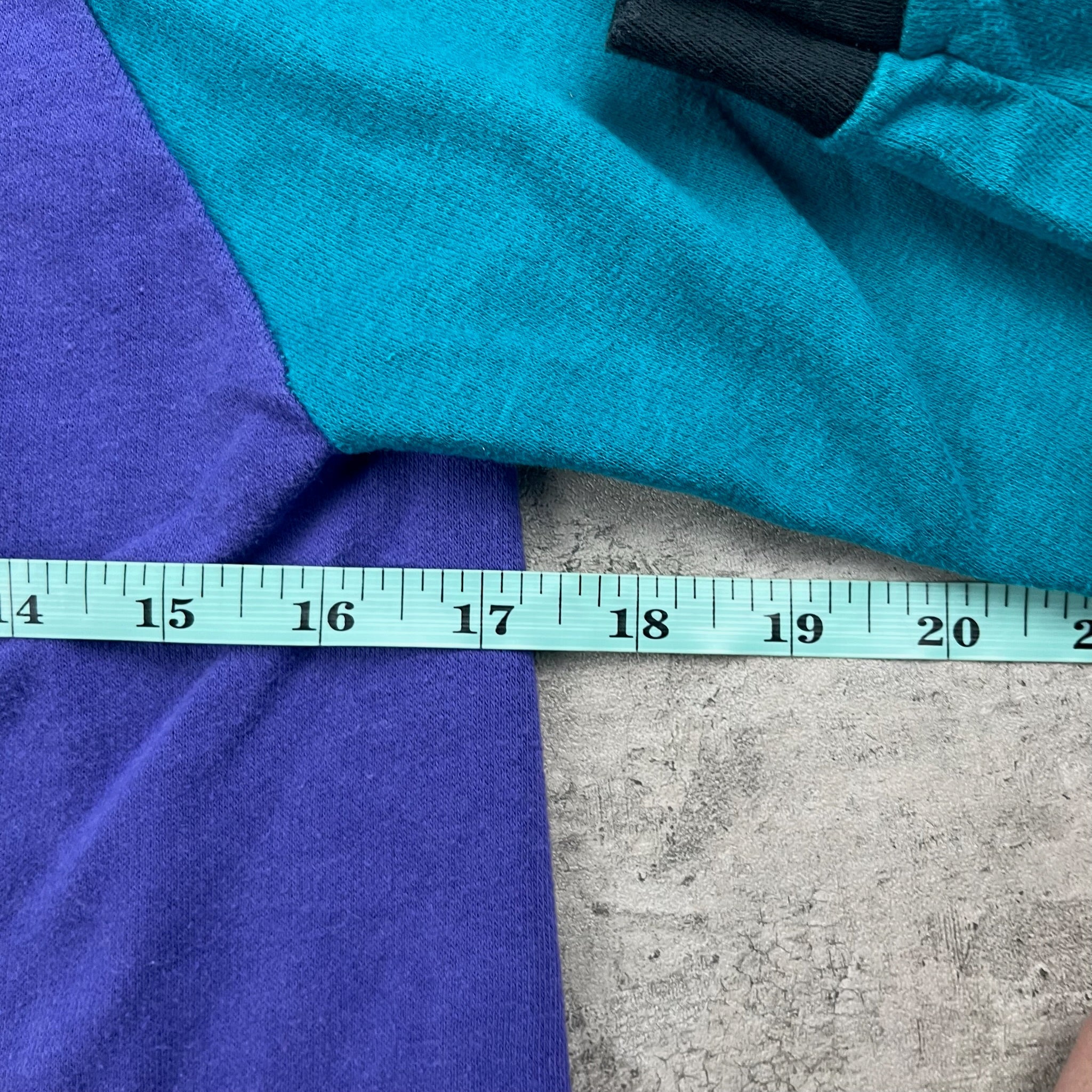 Vintage 80's Snowboard Sweater 6T