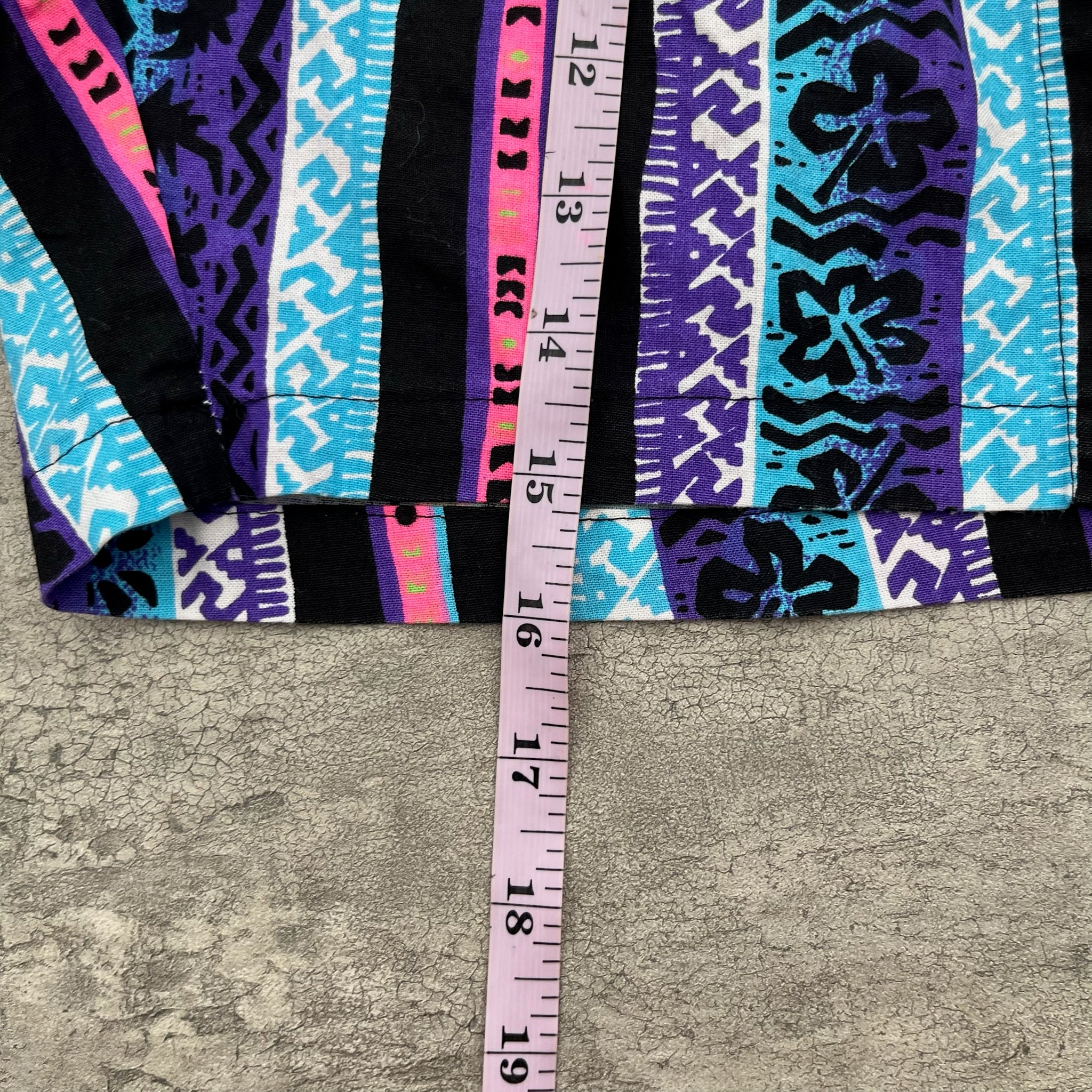 Vintage Surf AOP Shorts 6/7