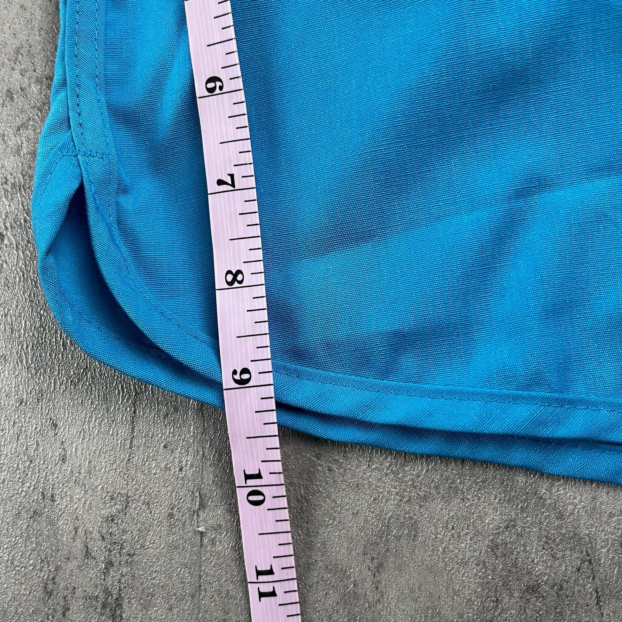 Vintage 80’s Deadstock Nike Track Shorts Youth Medium