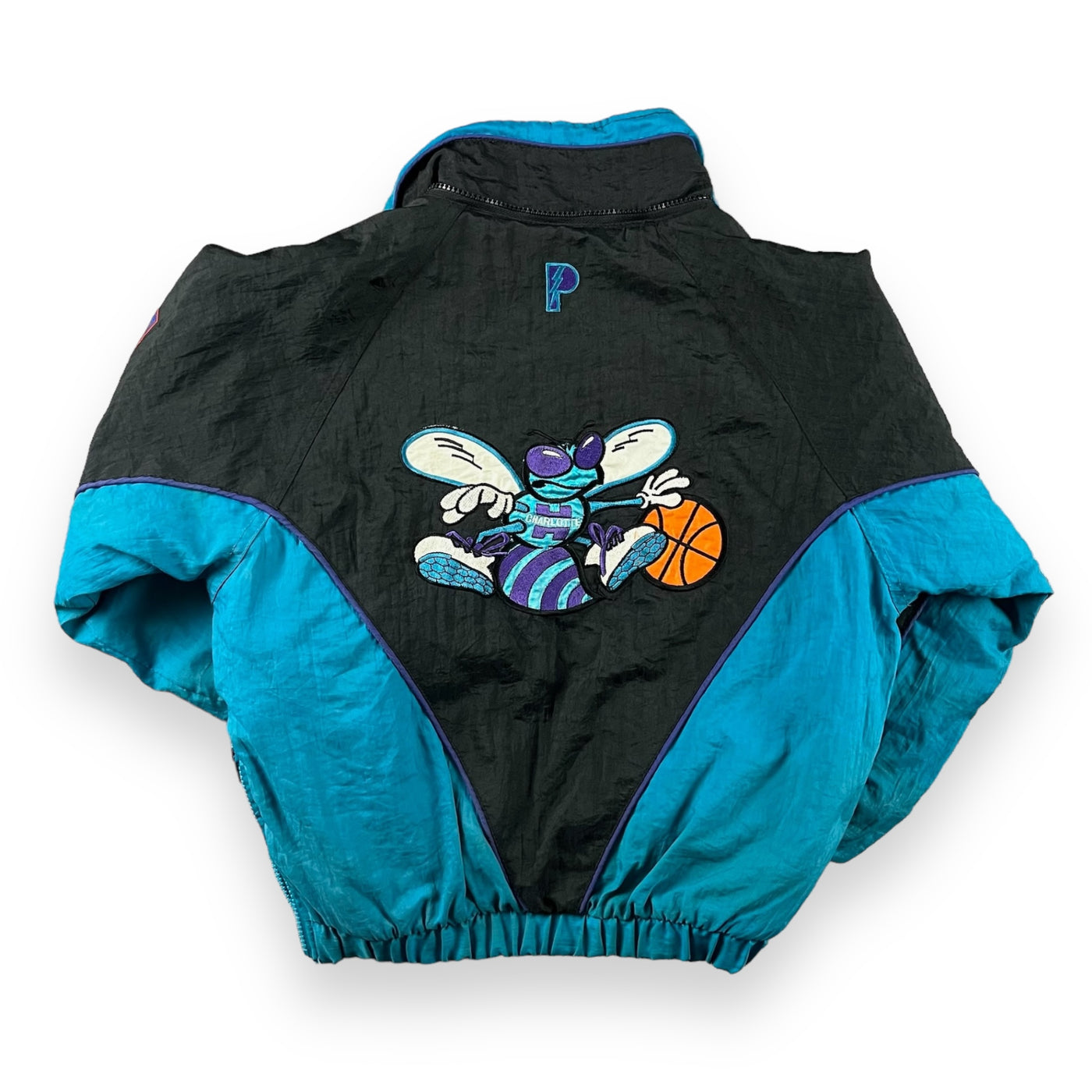 Vintage Charlotte Hornets Puffer Jacket Youth Medium